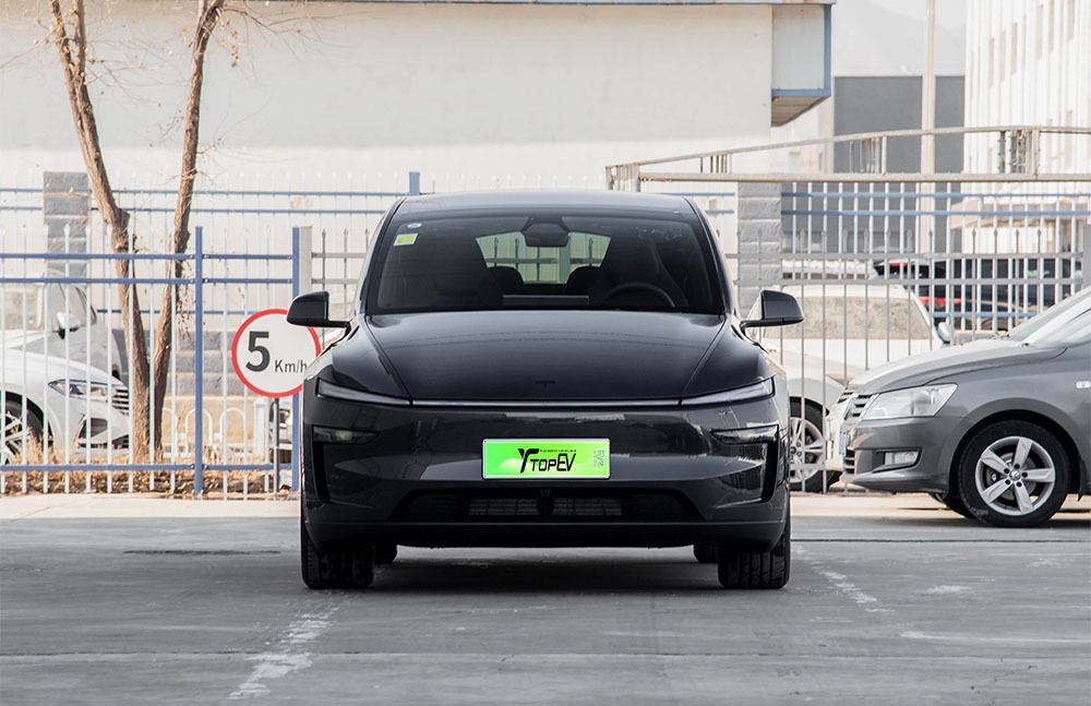 imgi_3_1_3(70) Tesla Model Y L 2026– Ready for Export From China | Import Cars From China - Image 1